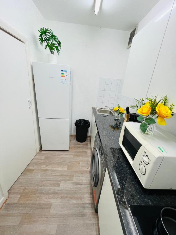 2-Bedroom Plus Living Room Flats Near Edgware Road Londres Exterior foto